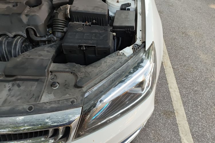 吉利汽车 帝豪 2019款 领军版 1.5L CVT向上亚运版 国V局部细节9007