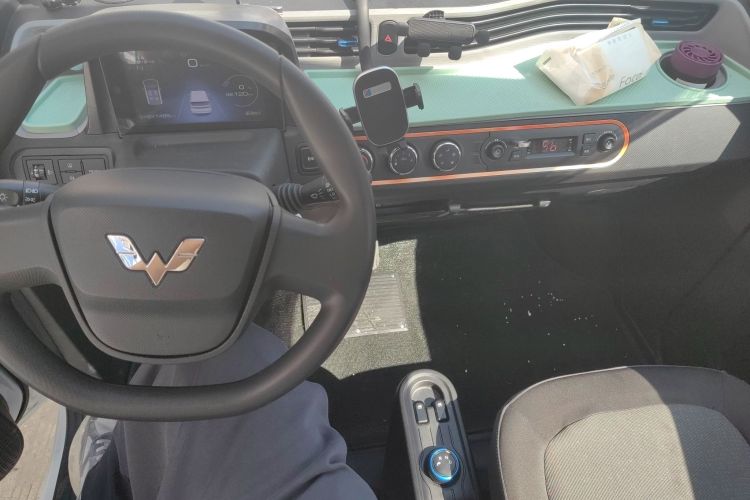 五菱汽车 宏光MINIEV 2022款 自在款 磷酸铁锂中控内饰7002