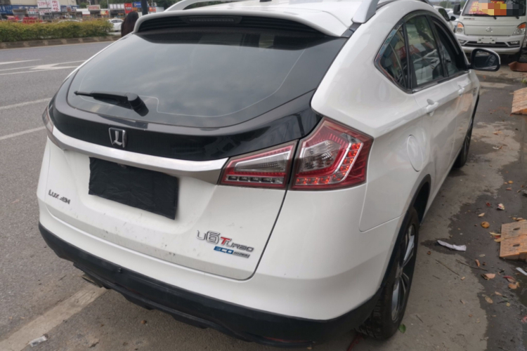 纳智捷 优6 SUV 2016款 1.8T 风尚超值型车身外观6005