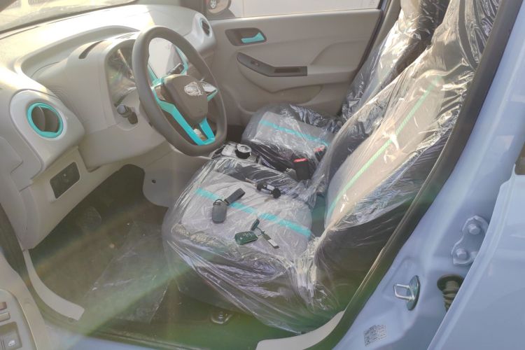 江铃集团新能源 易至EV2 2026款 PLUS+ 舒适型中控内饰19