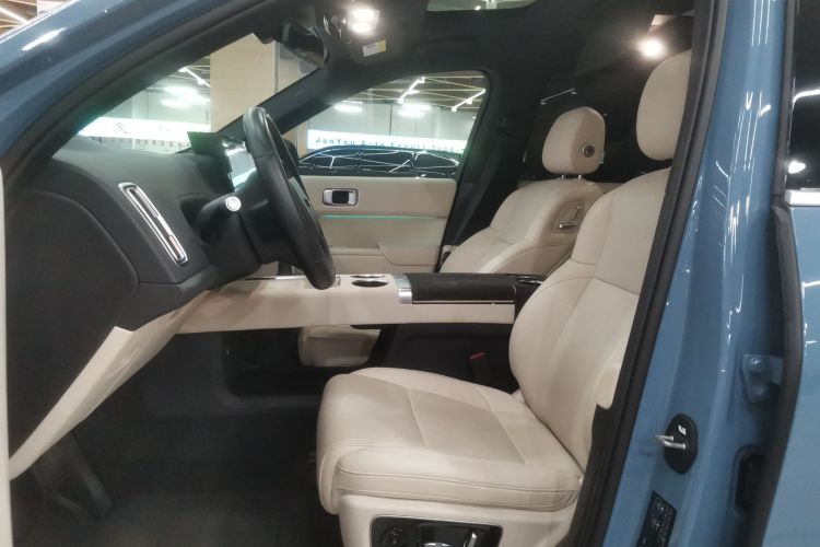 理想汽车 理想L9 2022款 Max局部细节19