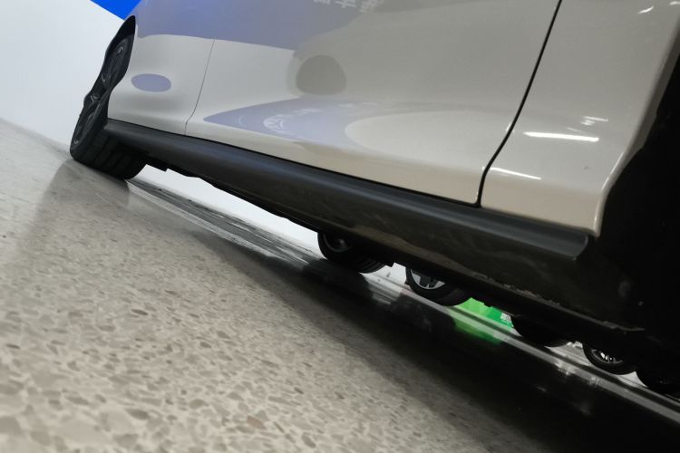 智己汽车 智己L6 2024款 Max 超强性能版局部细节9001