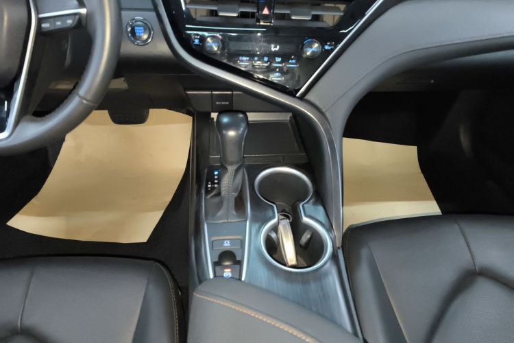 丰田 凯美瑞 2023款 2.0GVP 领先版局部细节18