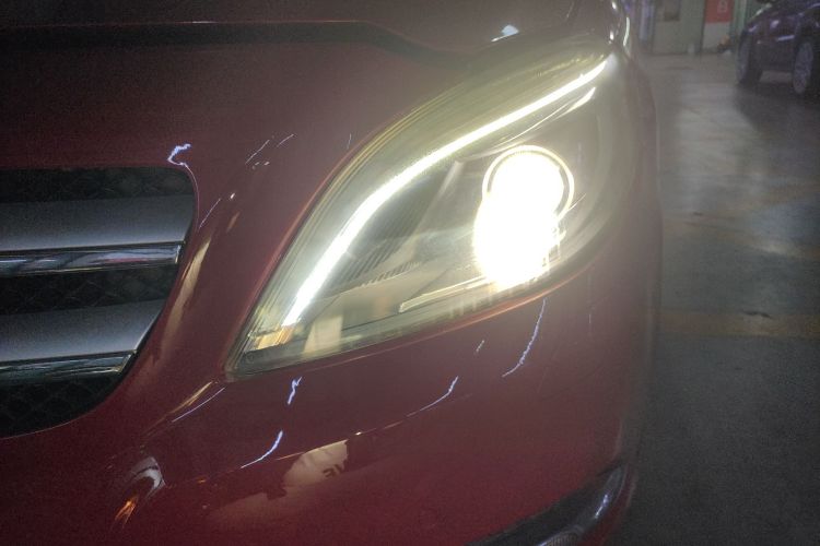 奔驰B级 2012款 B 200局部细节36