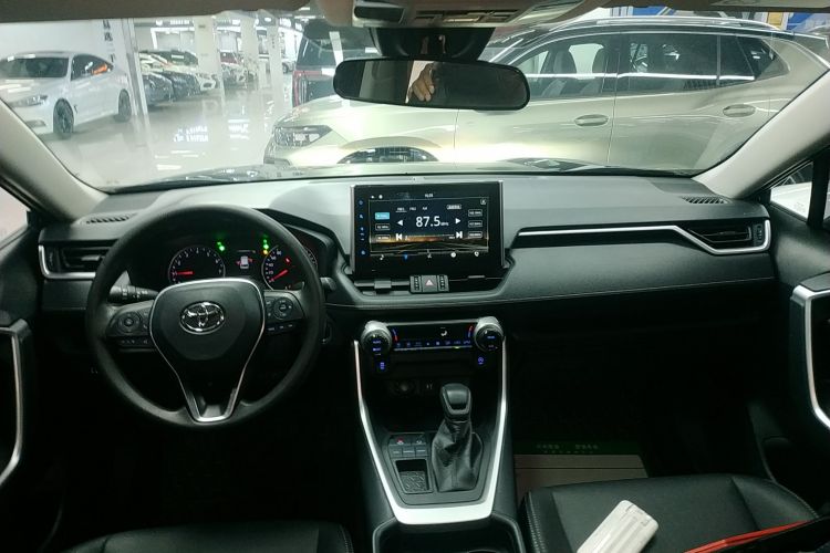 丰田 威兰达 2020款 2.0L CVT两驱豪华版中控内饰12