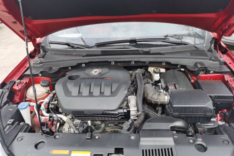 东风风神 奕炫 2021款 230T 自动追影骑士版机舱底盘24