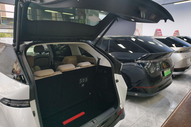 小鹏X9 2024款 702超长续航Max局部细节23