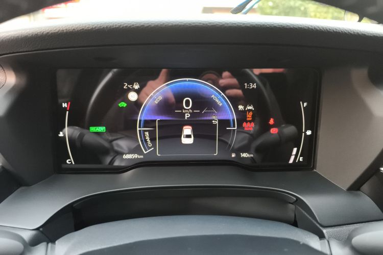 丰田 凯美瑞 2024款 双擎 2.0HGVP 豪华版中控内饰14