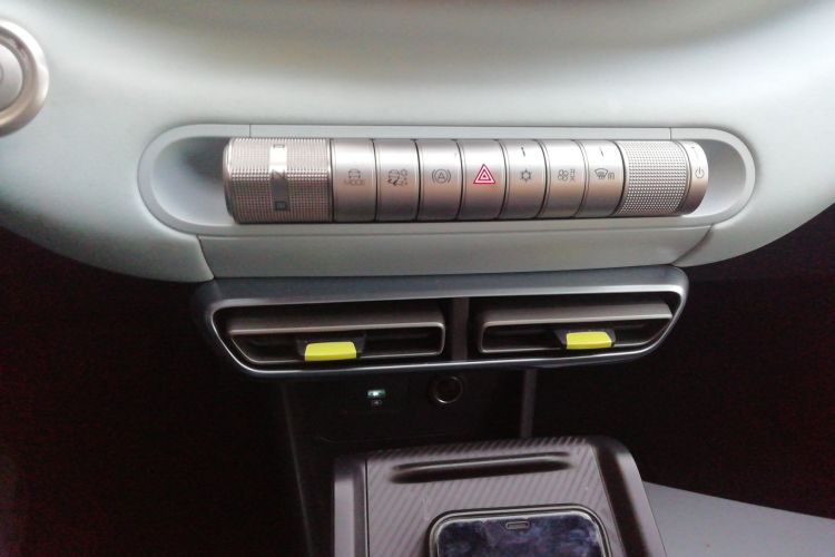 比亚迪 海鸥 2024款 荣耀版 305km 活力版中控内饰18