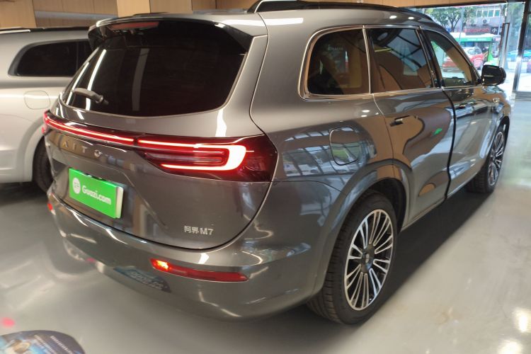 鸿蒙智行 问界M7 2024款 1.5T 智驾四驱Ultra版 5座车身外观7