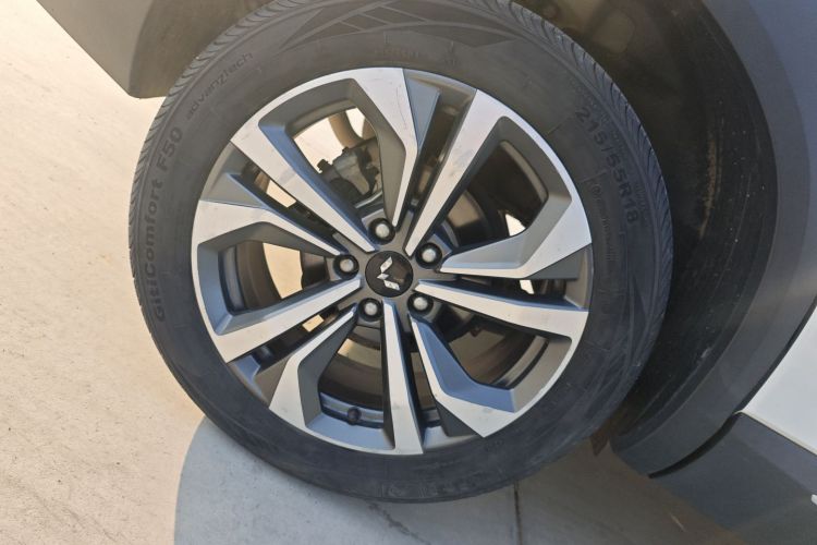 五菱汽车 五菱星辰 2021款 1.5T CVT星曜版车身外观6008