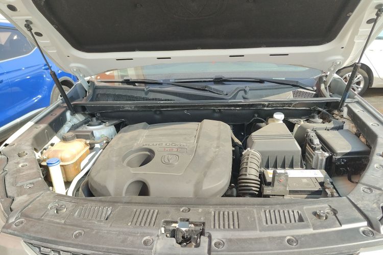 长安CS75 2016款 1.8T 自动精英型 国IV机舱底盘24