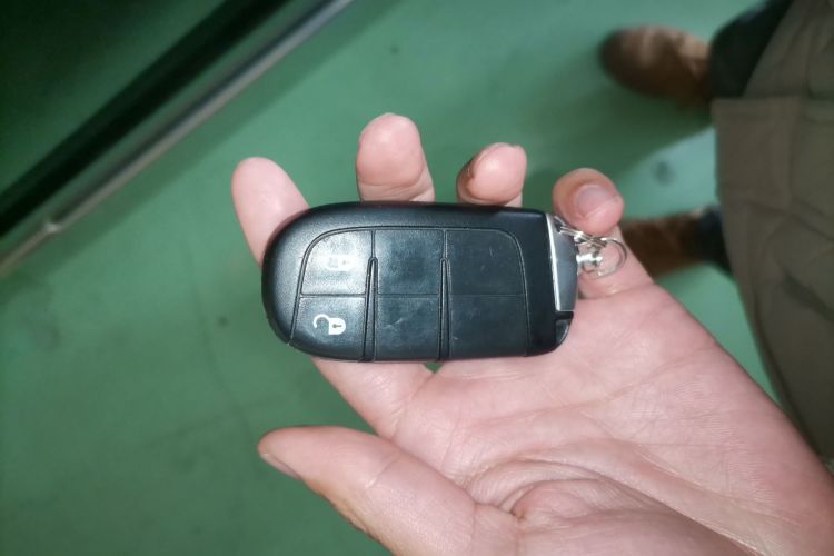 道奇 酷威 2016款 2.4L 两驱旅行版中控内饰7001