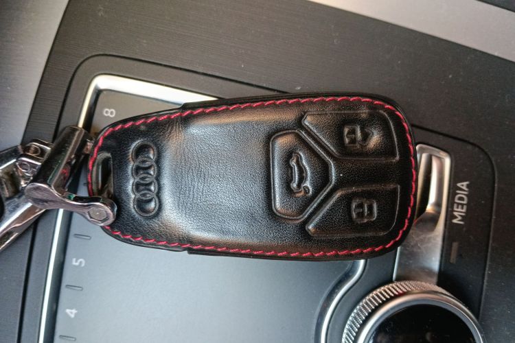 奥迪Q5L 2020款 改款 40 TFSI 荣享时尚型中控内饰11