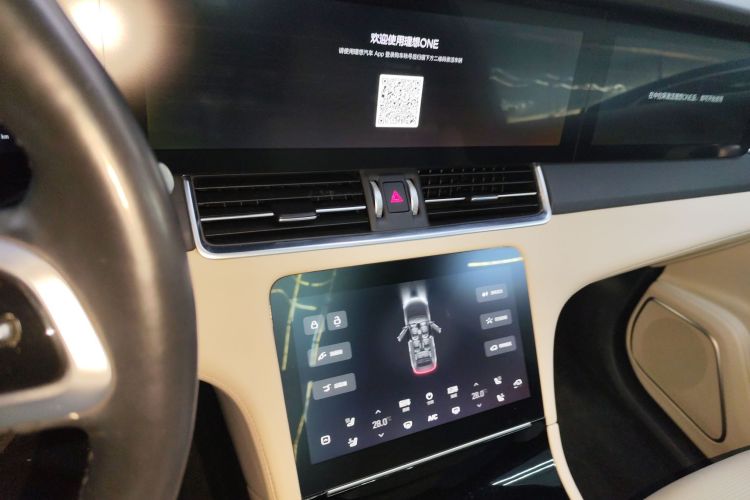 理想汽车 理想ONE 2021款 增程6座版中控内饰16
