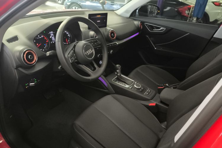奥迪Q2L 2018款 35 TFSI 上市专享版 国VI中控内饰20