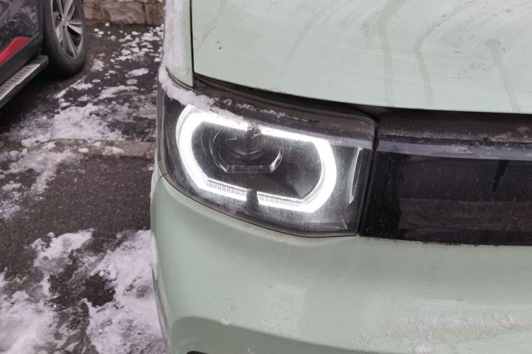 五菱汽车 宏光MINIEV 2021款 马卡龙臻享款 磷酸铁锂车身外观6006