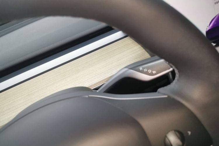 特斯拉 Model Y 2022款 改款 后轮驱动版中控内饰18