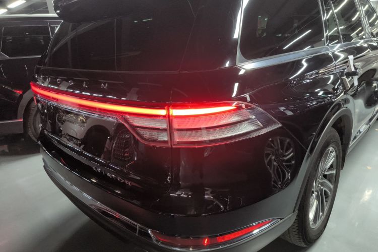 林肯 飞行家(进口) 2020款 3.0T V6全驱尊享版车身外观9