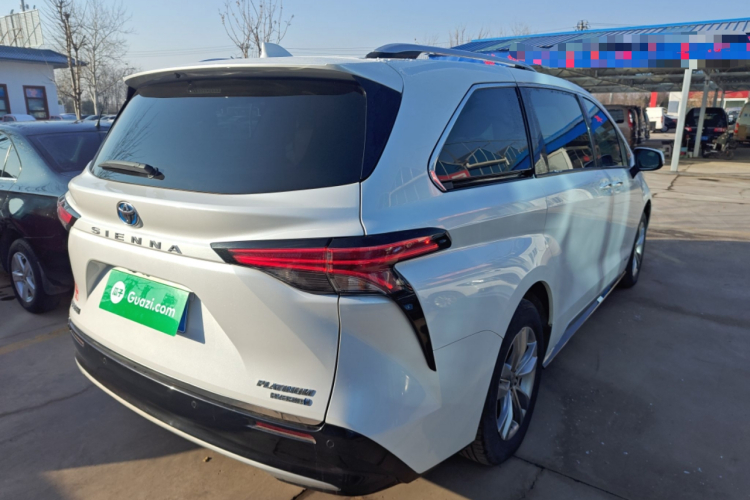 丰田 赛那SIENNA 2021款 2.5L混动 铂金版车身外观7