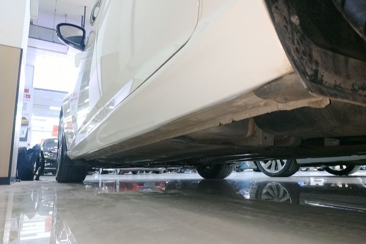 日产 天籁 2021款 2.0T XL 智进版局部细节9002