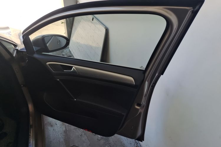 大众 高尔夫 2018款 230TSI 自动舒适型中控内饰7005