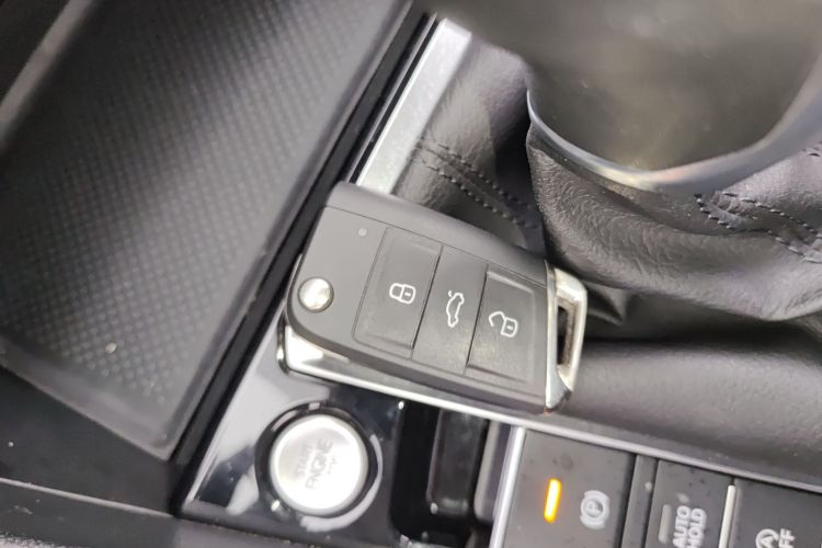 大众 速腾 2023款 200TSI DSG超越版中控内饰11