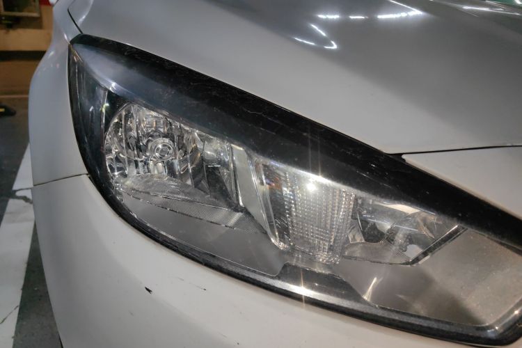 雪佛兰 科鲁兹 2015款 1.5L 自动豪华版车身外观8