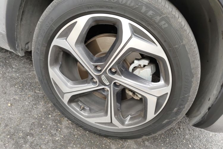 吉利汽车 星越L 2021款 2.0TD DCT EVO两驱尊贵型车身外观10