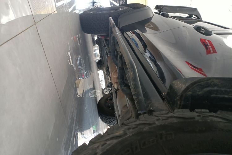 坦克300 2023款 2.0T 铁骑02局部细节9001