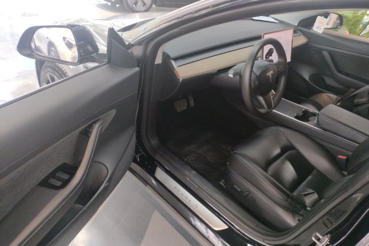 特斯拉 Model 3 2019款 标准续航后驱升级版中控内饰7003