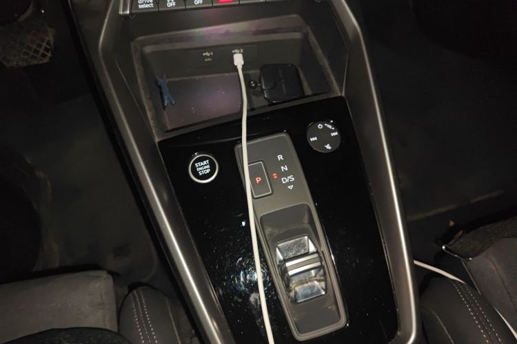 奥迪A3 2022款 Sportback 35 TFSI RS套件燃速型中控内饰18