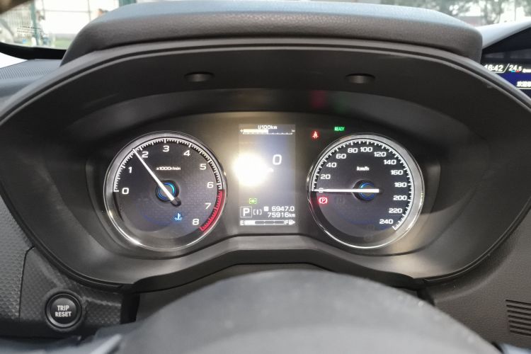 斯巴鲁 森林人 2019款 2.0i 智擎旗舰版EyeSight中控内饰14