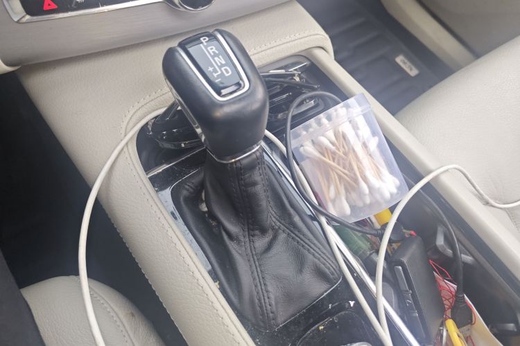 沃尔沃XC90 2020款 T5 智行豪华版 7座中控内饰18