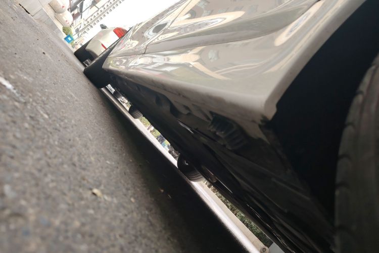 宝马5系 2014款 525Li 领先型局部细节9003