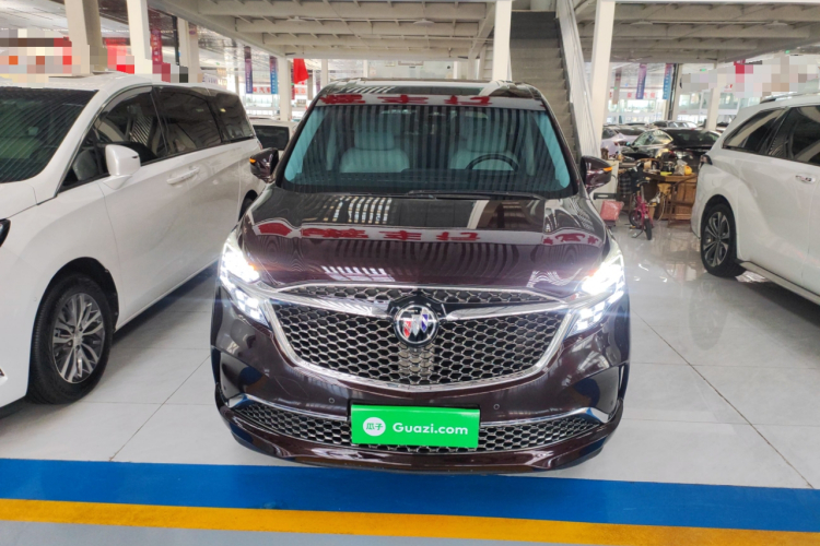 别克GL8 2022款 Avenir艾维亚 六座贤礼版车身外观2