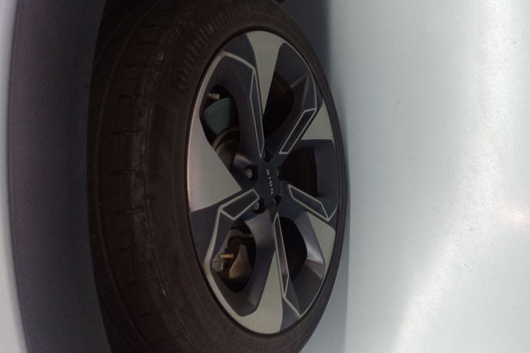 埃安 AION V 2021款 Plus 80 智享科技版 三元锂车身外观6007