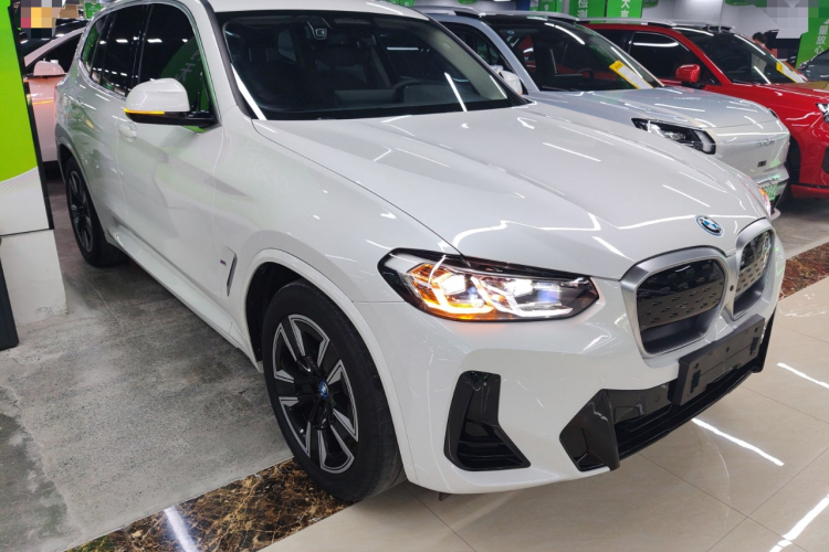 宝马iX3 2022款 改款 领先型车身外观6002