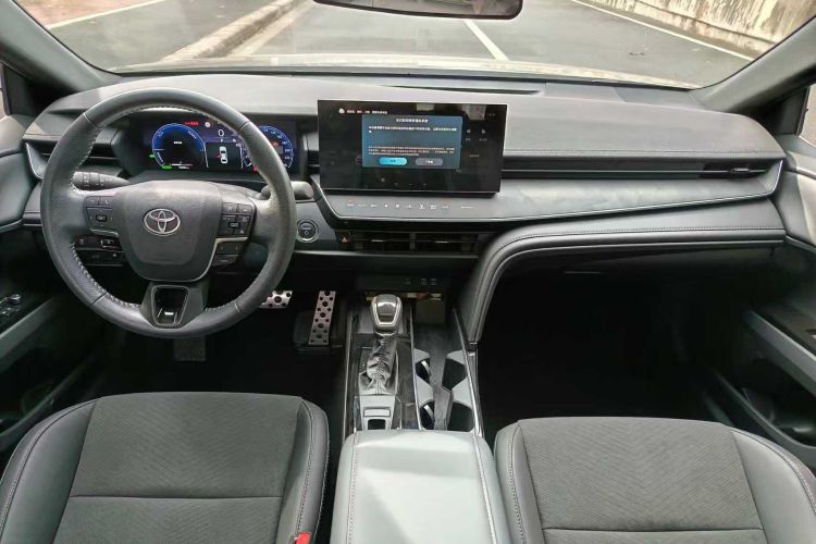 丰田 凯美瑞 2024款 双擎 2.0HS 运动版中控内饰7002