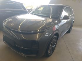 理想汽车 理想L8 2025款 Ultra 智能焕新版