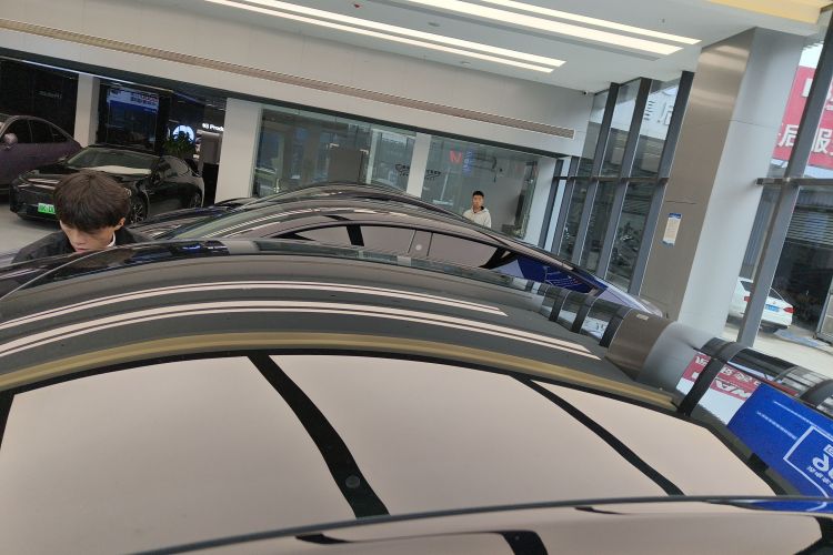 特斯拉 Model Y 2021款 标准续航后驱版局部细节57