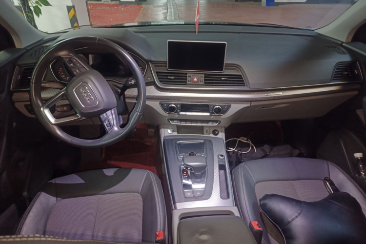 奥迪Q5L 2018款 45 TFSI 尊享时尚型 国VI中控内饰12