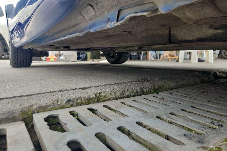 标致408 2019款 350THP 自动豪华版 国V机舱底盘29