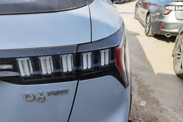 领克06 EM-P 2023款 1.5T Remix PHEV Pro车身外观9