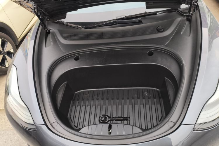 特斯拉 Model 3 2021款 标准续航后驱升级版机舱底盘24