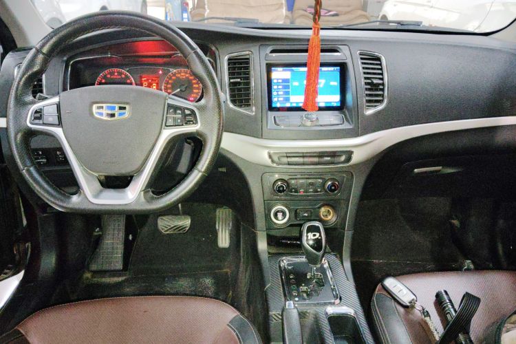 吉利汽车 远景 2017款 1.5L 自动幸福版中控内饰12