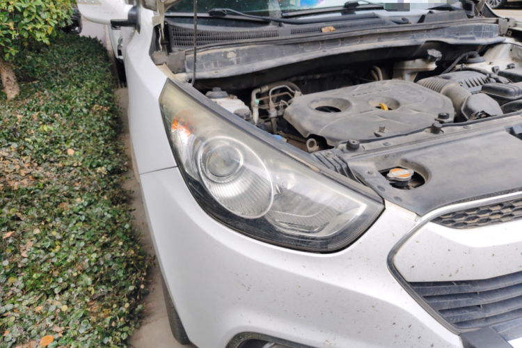 北京现代ix35 2012款 2.0L 自动两驱精英版GLS车身外观6006