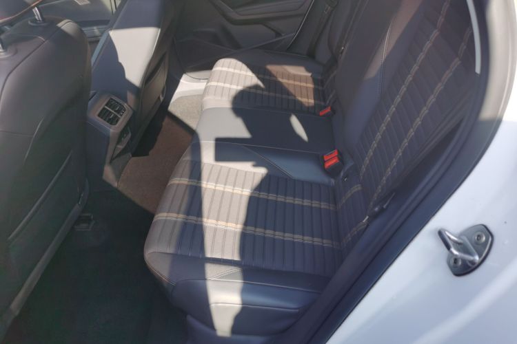 大众 朗逸 2018款 两厢 200TSI DSG舒适版 国V中控内饰21