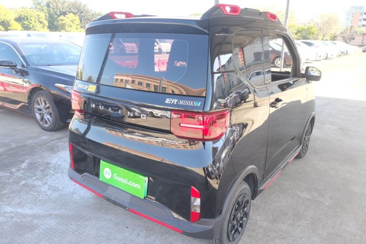 五菱汽车 宏光MINIEV 2022款 GAMEBOY 200km 玩咖款 磷酸铁锂车身外观7