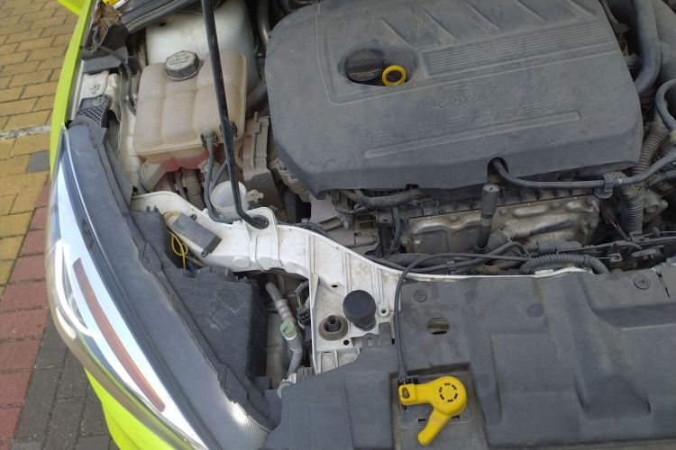 福特 福克斯 2017款 两厢 EcoBoost 180 自动运动型局部细节9006